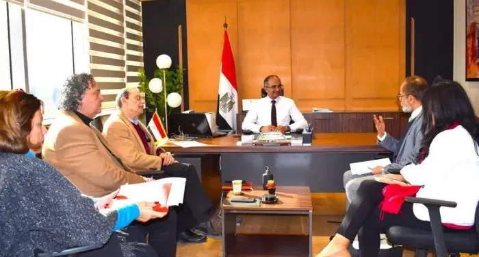 الإسكان : اجتماع مع ” البنك الدولي” لمتابعة خدمات الصرف الصحي في 6 محافظات