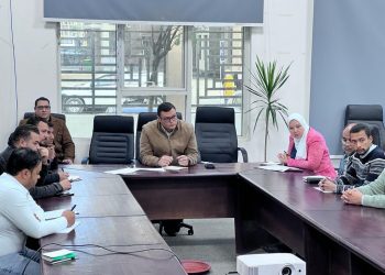 رئيس جهاز العاصمة يلتقي ممثلي الشركات المنفذة للحدائق المركزية “النهر الأخضر”.. على 10 آلاف فدان 