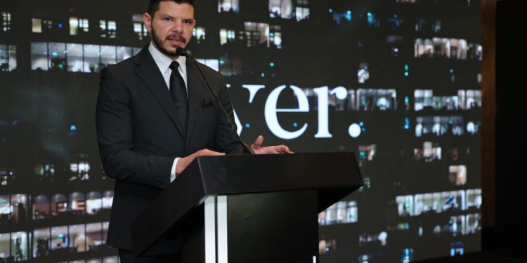 المهندس أحمد منصور