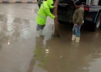 استمرار عمليات سحب مياه الأمطار بنطاق محافظتي القاهرة والجيزة