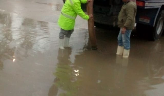 استمرار عمليات سحب مياه الأمطار بنطاق محافظتي القاهرة والجيزة