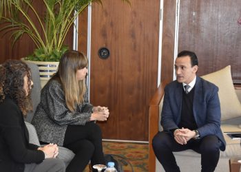 مساعد وزير الإسكان ومسئولو “المجتمعات العمرانية” يدشنون خطة التحول الأخضر لمدينة 6 أكتوبر بالتعاون مع الأوروبي لإعادة الإعمار