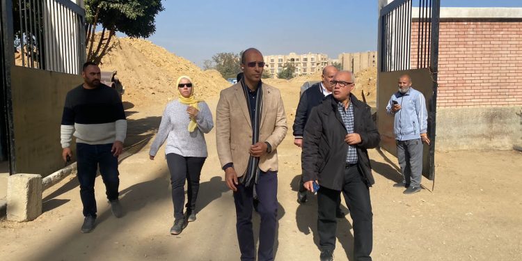 رئيس جهاز القاهرة الجديدة يتفقد روافع الصرف الصحى للتأكد من جاهزيتها للتعامل مع المواقف الطارئة  