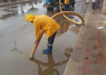 مياه البحيرة: رفع حالة الطوارئ القصوى مع انتشار كافة معدات وسيارات الشركة