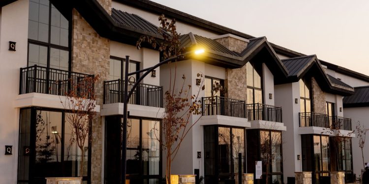 ذا مارك: تسليم مشروع “ذا مارك جاردنز” بإجمالي استثمارات 3 مليارات جنيه