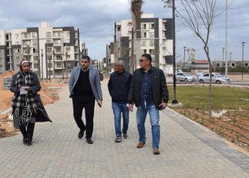 مسئولو “الإسكان” يتابعون سير العمل بـ 2664 وحدة بمشروع جنة 2 بالشيخ زايد