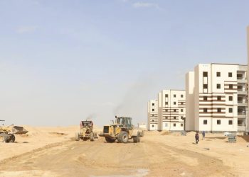 رئيس جهاز السادات يتابع أعمال تطوير الطرق والمرافق ووحدات “سكن لكل المصريين” بالمدينة 