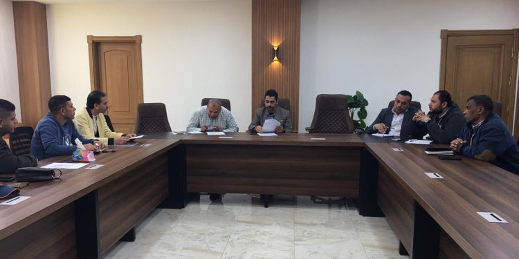 رئيس جهاز العبور الجديدة يلتقي سكان المدينة لمناقشة مقترحاتهم