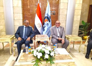 “الإسكان” و”العربية للتصنيع” تبحثان توطين تكنولوجيا صناعة الطلمبات والمهمات الكهروميكانيكية لمشروعات المياه