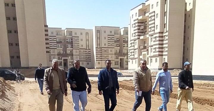 وزير الإسكان يتابع المشروعات السكنية بمدن العبور الجديدة وبدر وحدائق العاصمة وبرج العرب الجديدة