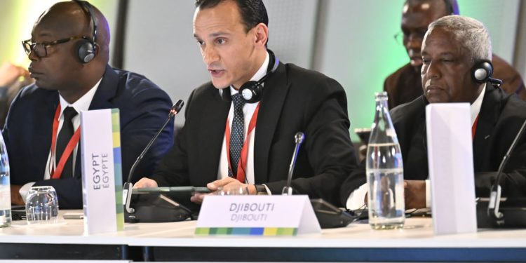 مساعد وزير الإسكان للشئون الفنية يشارك فى الاجتماع الوزاري للبناء منخفض الانبعاثات بباريس بمشاركة 70 دولة