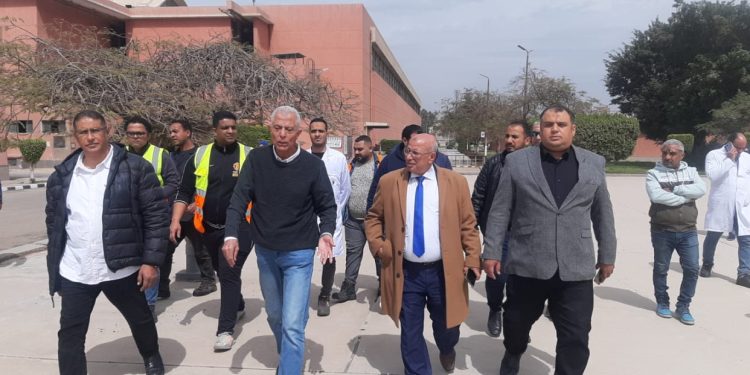 مستشار وزارة الإسكان لقطاع المرافق ورئيس مياه القاهرة يتفقدان محطة الأميرية