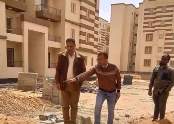 وزير الإسكان يتابع موقف مشروعات البنية التحتية والمرافق بعددٍ من المدن الجديدة