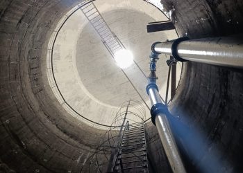 رئيس جهاز الشروق يتفقد مشروع خزان المياه النقية بالإسكان العائلي..وأعمال تطوير المحور الغربي