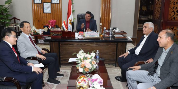 وزير الإسكان: مدينة بني سويف الجديدة تستقبل وفداً صينيا لبحث أوجه الاستثمار الصيني بالمدينة