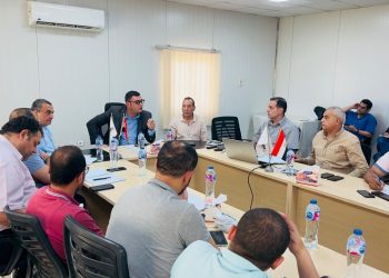 رئيس العاصمة الإدارية يجتمع بممثلي الشركات المنفذة لحي “جاردن سيتي الجديدة”