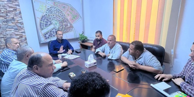 ممثلو وحدة الدعم الفني بالإسكان يتابعون موقف مشروعات المنصورة الجديدة