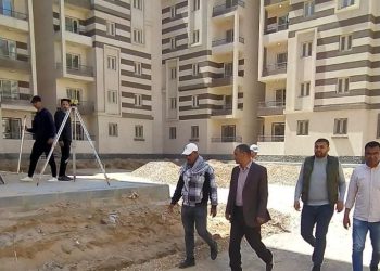 رئيس جهاز حدائق العاصمة يتفقد وحدات “سكن لكل المصريين” ومشروعات المرافق