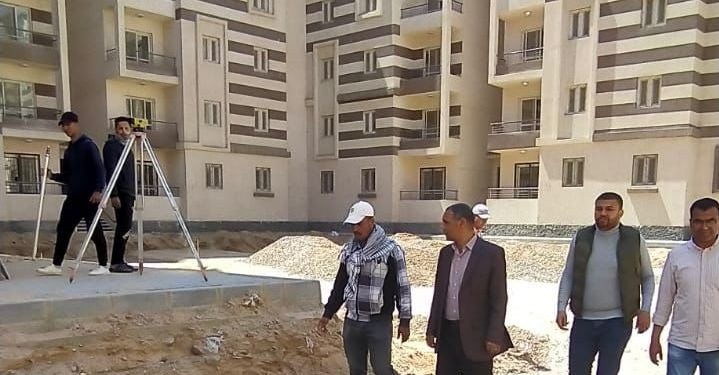 رئيس جهاز حدائق العاصمة يتفقد وحدات “سكن لكل المصريين” ومشروعات المرافق