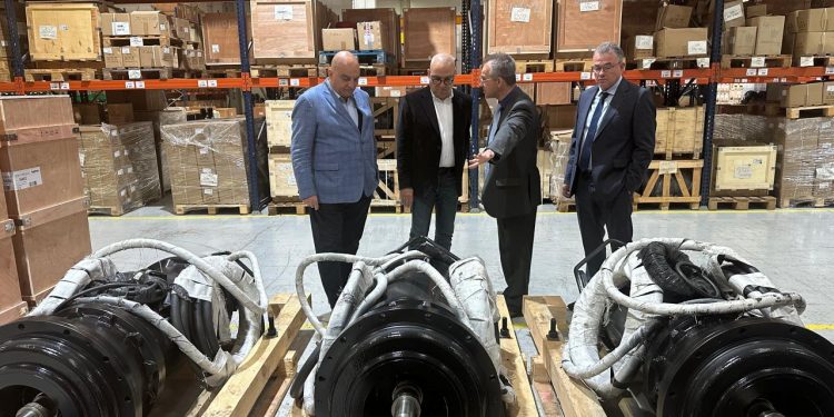 وزير الإسكان يزور مصنع “Hydroo” الأسبانية لبحث موقف تصنيع منتجات الشركة محلياً.. وتذليل العقبات في طريق تعظيم المنتج المحلي