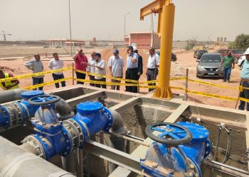 رئيس جهاز 6 أكتوبر يتابع سير العمل بمحطة مياه الشرب وتوسعاتها بطاقة تصميمة مليون و600 ألف م3/يوم