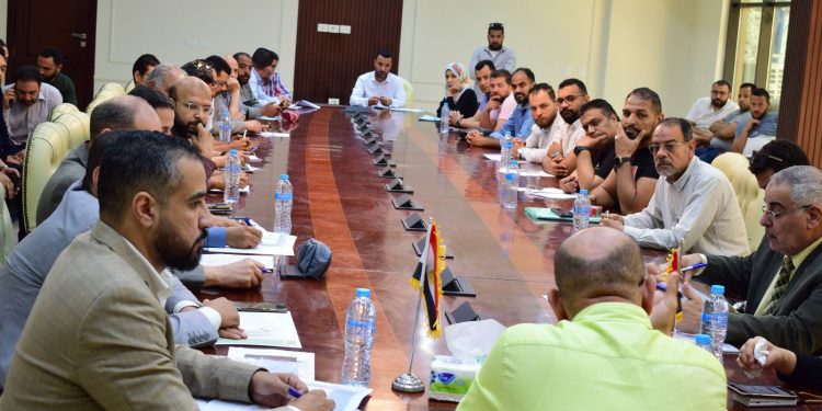 رئيس جهاز ” أكتوبر الجديدة ” يجتمع بممثلي الشركات المنفذة لـ”سكن لكل المصريين” لمتابعة الأعمال