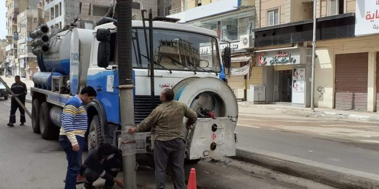 مياه البحيرة تبدأ حملة شاملة لتطهير شبكات الصرف الصحي في جميع مدن ومراكز المحافظة