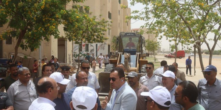 وزير الإسكان يُصدر قراراً بإزالة مخالفات بناء بالساحل الشمالي..وتنفيذ حملات بـ5 مدن أخرى