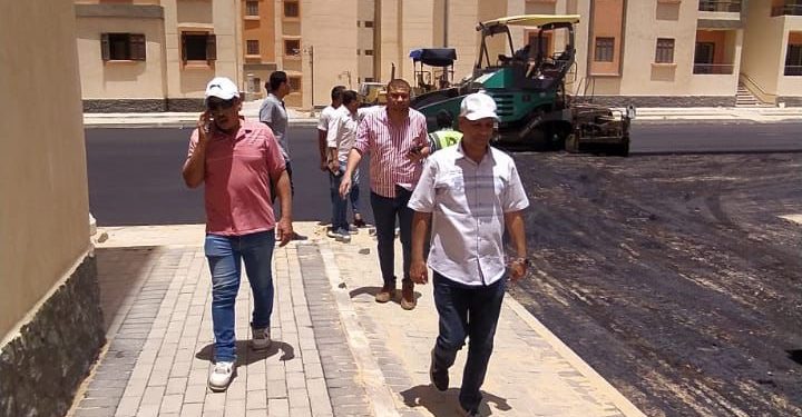وزير الإسكان يتابع موقف تنفيذ وحدات المبادرة الرئاسية ” سكن لكل المصريين” بعددٍ من المدن الجديدة