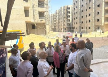 مسئولو “الإسكان” يتابعون موقف تنفيذ وحدات المبادرة الرئاسية “سكن لكل المصريين” بحدائق العاصمة