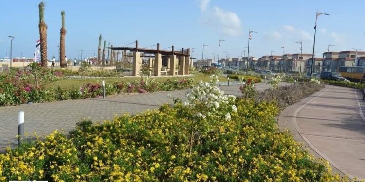 وزير الإسكان: حرصنا فى كل مشروعاتنا على زيادة نصيب الفرد من المسطحات الخضراء