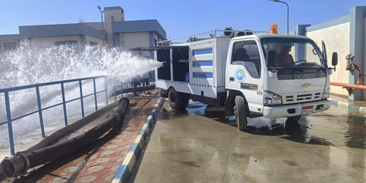 رئيس شركة مياه البحيرة يتفقد محطة مياه الرحمانية الجديدة لمتابعة أعمال الصيانة