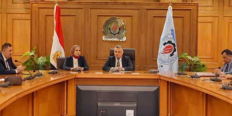 رئيسا جامعة وجهاز السويس الجديدة يُطلقان مسابقة لمشاركة طلاب الجامعة في تسمية شوارع المدينة