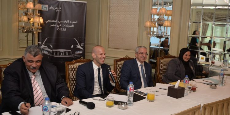 شراكة جديدة لإنتاج 150 ألف متر مربع من الزجاج سنويا وفتح أسواق عالمية جديدة للإنتاج المصري