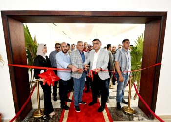 وزير الإسكان يفتتح المركز التكنولوجى لخدمة المواطنين بجهاز مدينة المنصورة الجديدة