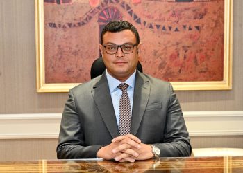 المهندس شريف الشربيني وزير الإسكان والمرافق