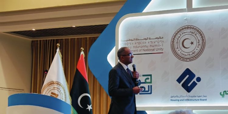 نائب وزير الإسكان بمصر يشارك في افتتاح ورشة عمل بعنوان ” محطات معالجة مياه الصرف الصحي الواقع والتحديات” بالجمهورية الليبية