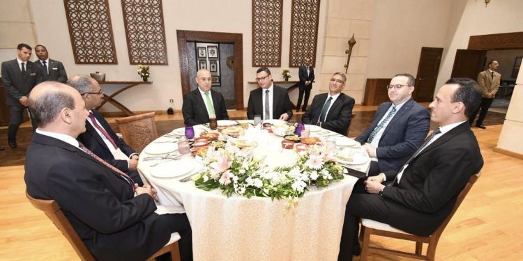 المهندس شريف الشربيني وزير الإسكان ينظم حفلا لتكريم سلفه الدكتور عاصم الجزار