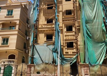 وزير الإسكان: تنفيذ قرارات غلق وتشميع ورفع عدادات مرافق وإزالة مخالفات بناء بمدن 6 أكتوبر والشروق ودمياط الجديدة