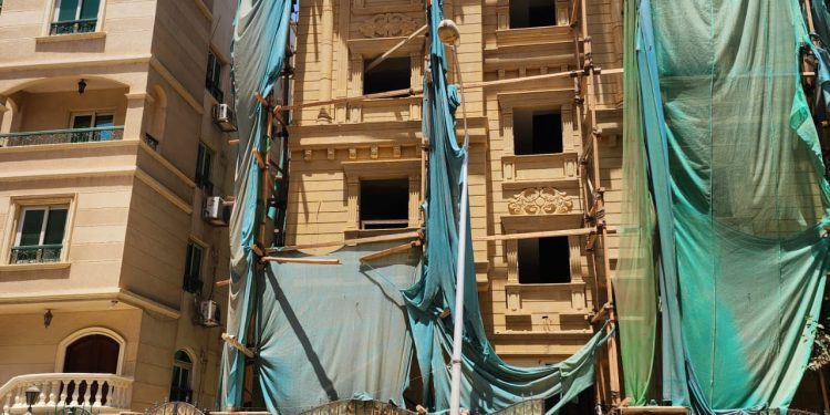 وزير الإسكان: تنفيذ قرارات غلق وتشميع ورفع عدادات مرافق وإزالة مخالفات بناء بمدن 6 أكتوبر والشروق ودمياط الجديدة