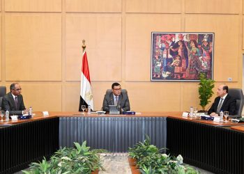 وزير الإسكان: توجيهات من الرئيس بسرعة إنجاز مشروعات “حياة كريمة” وتشغيل مشروع “التجلى الأعظم” بسانت كاترين