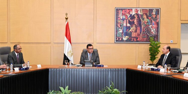 وزير الإسكان: توجيهات من الرئيس بسرعة إنجاز مشروعات “حياة كريمة” وتشغيل مشروع “التجلى الأعظم” بسانت كاترين