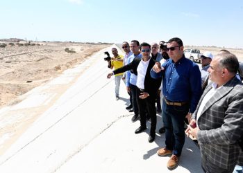 وزير الإسكان يتابع الاستعدادات بمدينة رأس الحكمة لبدء تنفيذ مختلف المشروعات التنموية والاستثمارية