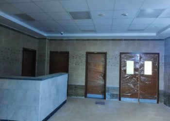 مستشفي العبور