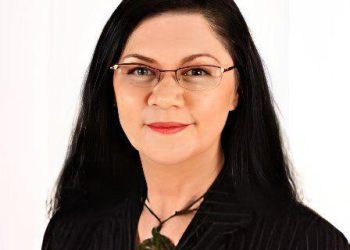 الدكتورة ماريوا جلوفر