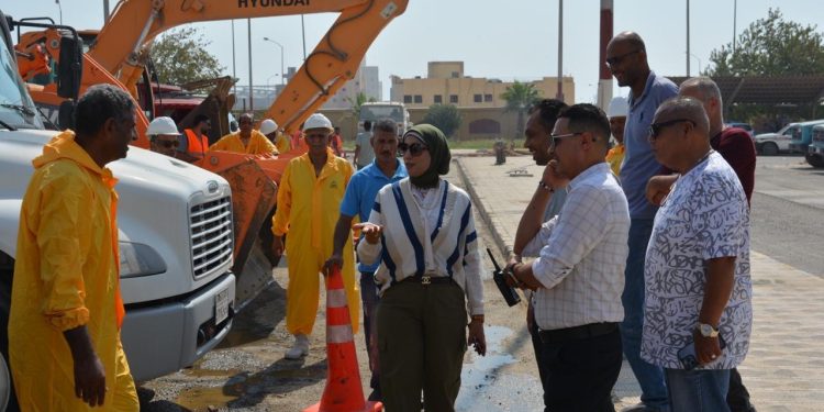 وزير الإسكان يتابع استعدادات أجهزة مدن السويس وأسيوط وبني سويف الجديدة والشيخ زايد لاستقبال فصل الشتاء 