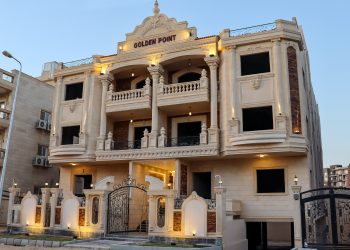 (GOLDEN POINT) تسليم 10 مشروعات سكنية و10 سنوات بالسوق العقاري