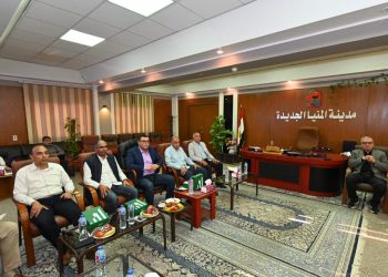 وزير الإسكان ومحافظ المنيا يتابعان موقف المشروعات التنموية بمدينتى “المنيا وملوى” الجديدتين