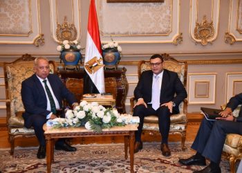 وزير الإسكان: نعمل على تلبية احتياجات شرائح المواطنين من السكن.. وتحقيق حياة كريمة لهم