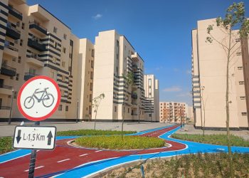 وزير الإسكان: الانتهاء من تنفيذ وتسليم ٤٩٤٤ وحدة سكنية جديدة بالمبادرة الرئاسية”سكن لكل المصريين” بأكتوبر الجديدة